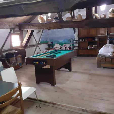 La Ferme De Claude דירה Confrançon